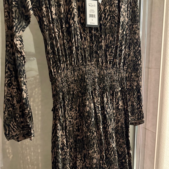 NWT Rails Dress. Size Medium - Picture 3 of 5